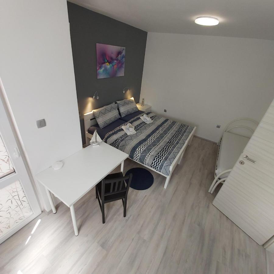 Apartmaji V Izoli Babic, Simonov Zaliv Izola Dış mekan fotoğraf